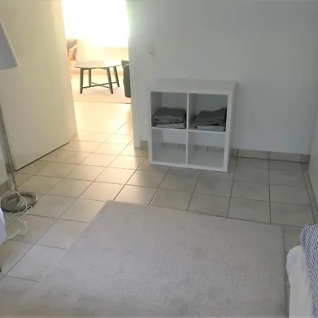 Apartment Cozy 2-bedroom Basement In Frederiksberg